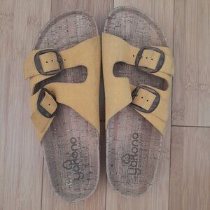 Women's Yellow Leather Yokono Sandals, made in Spain, size 9